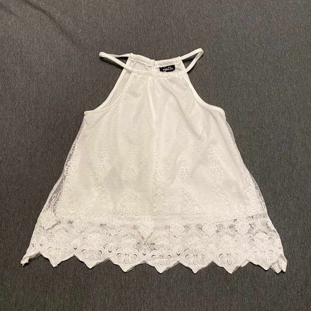 Rue 21 | Chic & Sleek Fresh Lace Summer Top